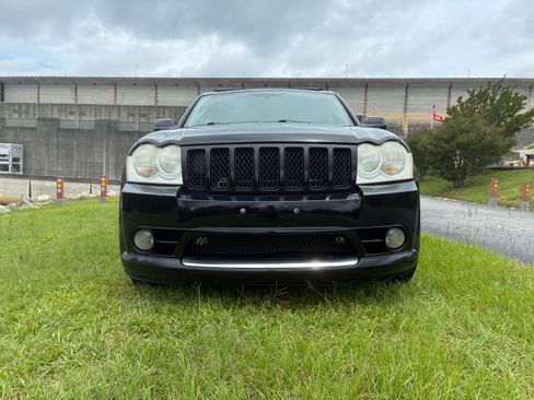 Used 2007 Jeep Grand Cherokee SRT8 w/ SRT Option Group I image 5