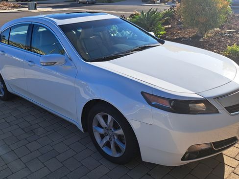 Used 2012 Acura TL w/ Technology Package image 5