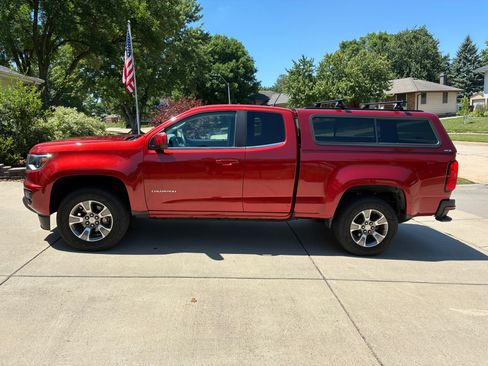 Used 2015 Chevrolet Colorado W/T w/ WT Convenience Package RWD image 2