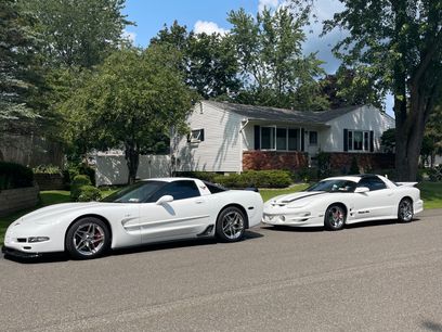 Used 2000 Pontiac Firebird Formula w/ Security Pkg