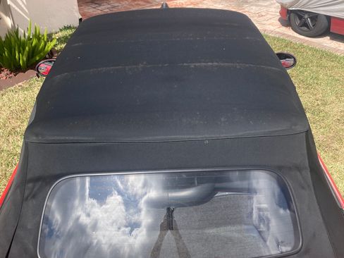 Used 2005 MINI Cooper Convertible FWD image 5