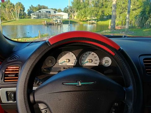 Used 2004 Ford Thunderbird image 6