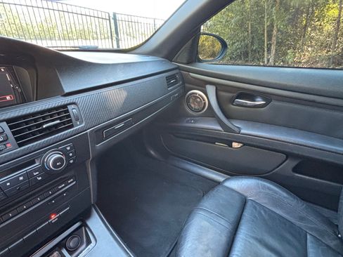 Used 2012 BMW M3 Convertible image 24