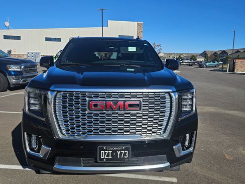 Used 2023 GMC Yukon XL Denali w/ Denali Reserve Package image 1
