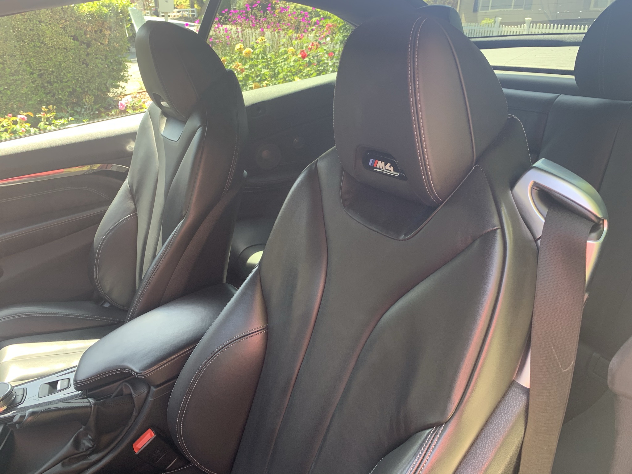 Used 2018 BMW M4 Convertible RWD image 8