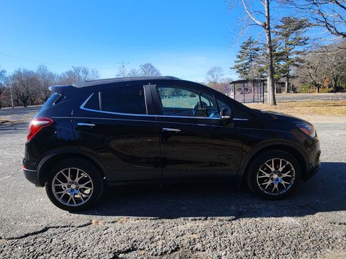 Used 2017 Buick Encore Sport Touring image 4