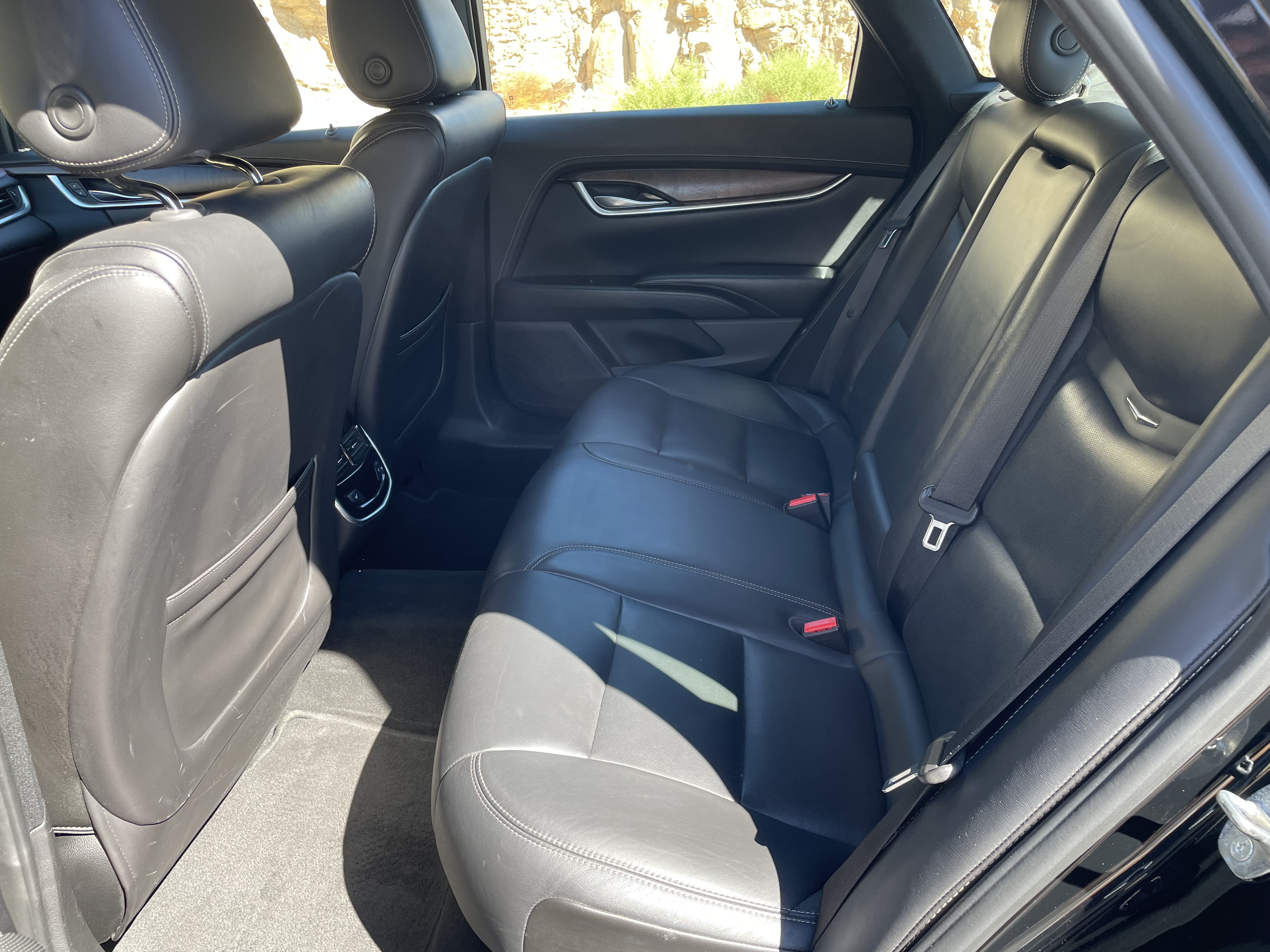 Used 2019 Cadillac XTS Luxury FWD image 4