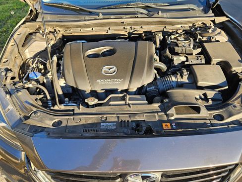 Used 2017 MAZDA MAZDA3 Grand Touring image 15