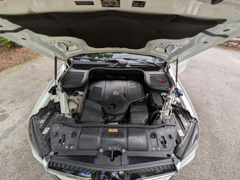 Used 2021 Mercedes-Benz GLE 450 4MATIC image 12