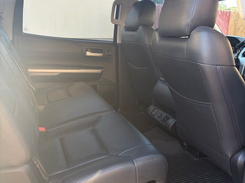 Used 2014 Toyota Tundra SR5 image 13