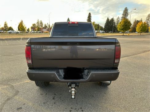 Used 2018 RAM 2500 Big Horn w/ Sport Appearance Group image 2