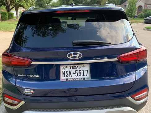 Used 2019 Hyundai Santa Fe SE image 6