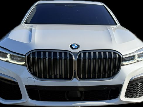 Used 2020 BMW M760i xDrive w/ Luxury Rear Seating Package AWD/4WD image 1