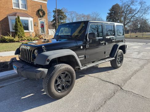 Used 2015 Jeep Wrangler Unlimited Sport w/ Quick Order Package 24S image 1