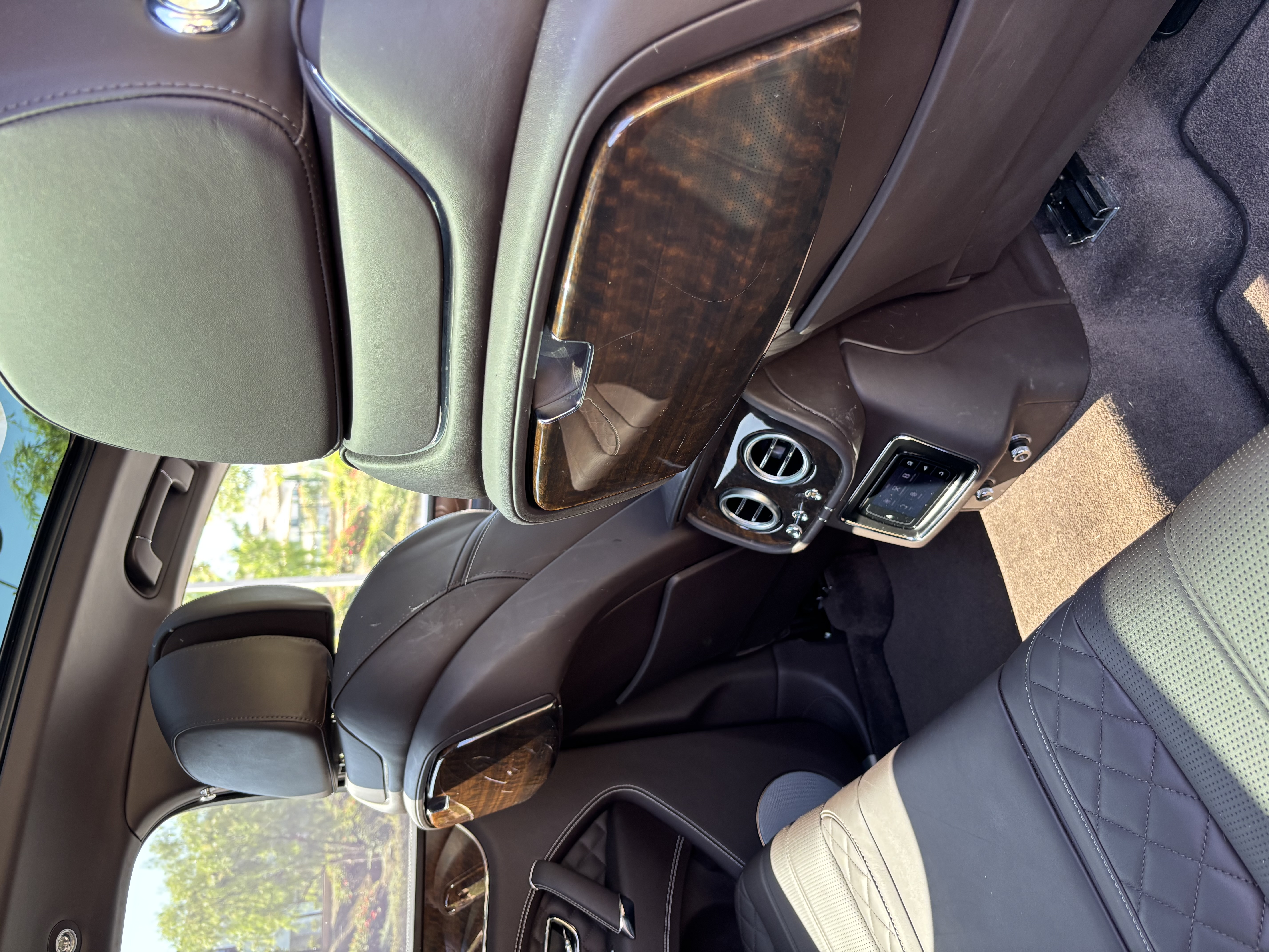 Used 2018 Bentley Bentayga AWD/4WD image 10