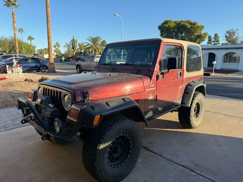 Used 2002 Jeep Wrangler Sahara image 4