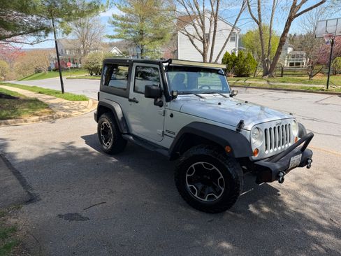 Used 2012 Jeep Wrangler Sport image 4