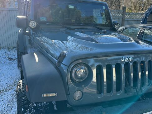 Used 2014 Jeep Wrangler Unlimited Sport w/ Quick Order Package 24S image 9