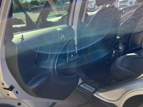 Used 2013 MINI Cooper Countryman S image 11
