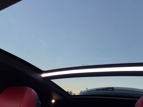 Used 2017 Porsche Macan S image 15