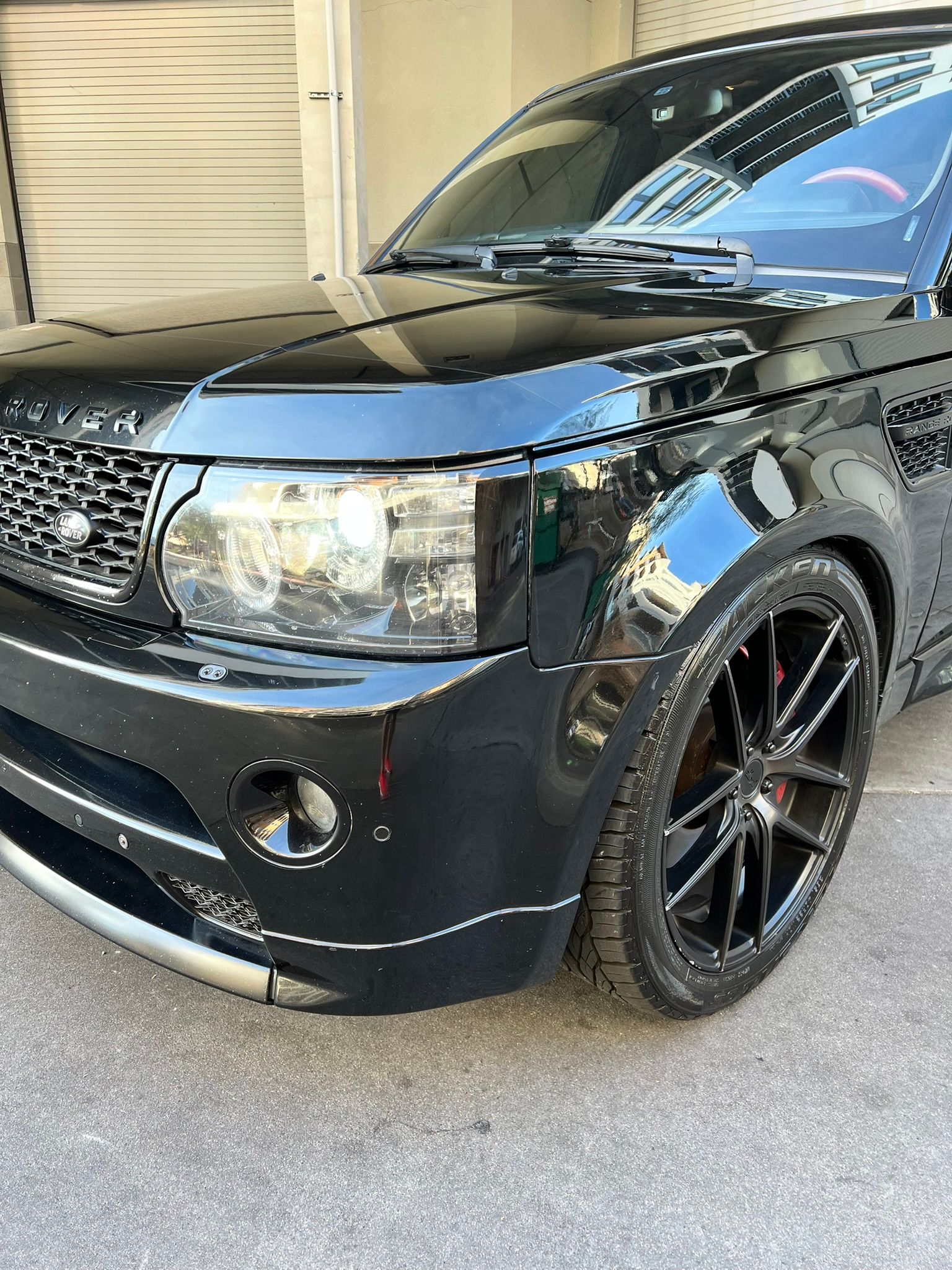 Used 2012 Land Rover Range Rover Sport Autobiography AWD/4WD image 9