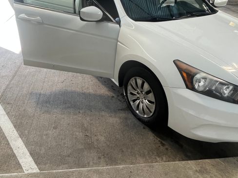 Used 2012 Honda Accord LX image 5