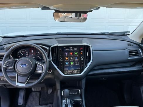 Used 2025 Subaru Ascent Premium AWD/4WD image 9