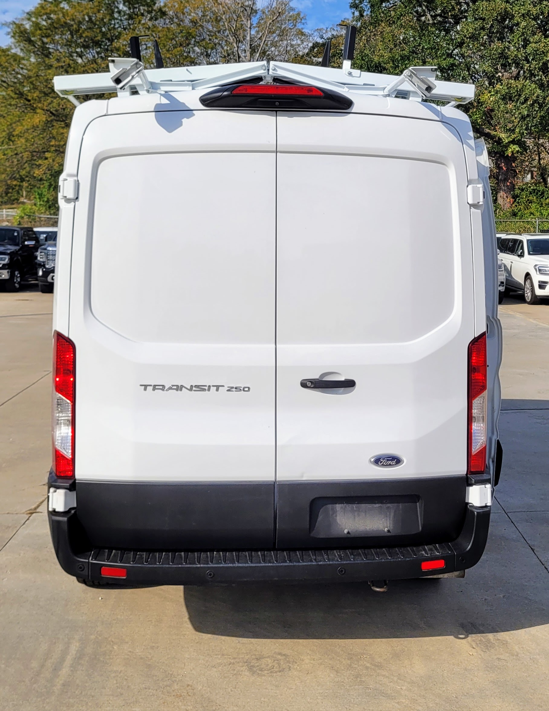 Used 2021 Ford Transit 250 Medium Roof w/ Load Area Protection Package RWD image 12