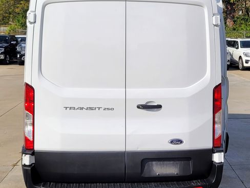 Used 2021 Ford Transit 250 Medium Roof w/ Load Area Protection Package image 12
