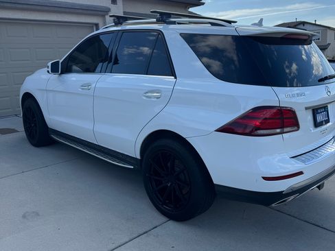 Used 2016 Mercedes-Benz GLE 350 4MATIC image 4