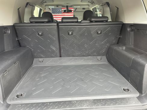 Used 2009 Toyota FJ Cruiser 4WD w/ Convenience Pkg image 16