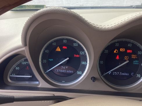 Used 2007 Mercedes-Benz SL 550 image 8