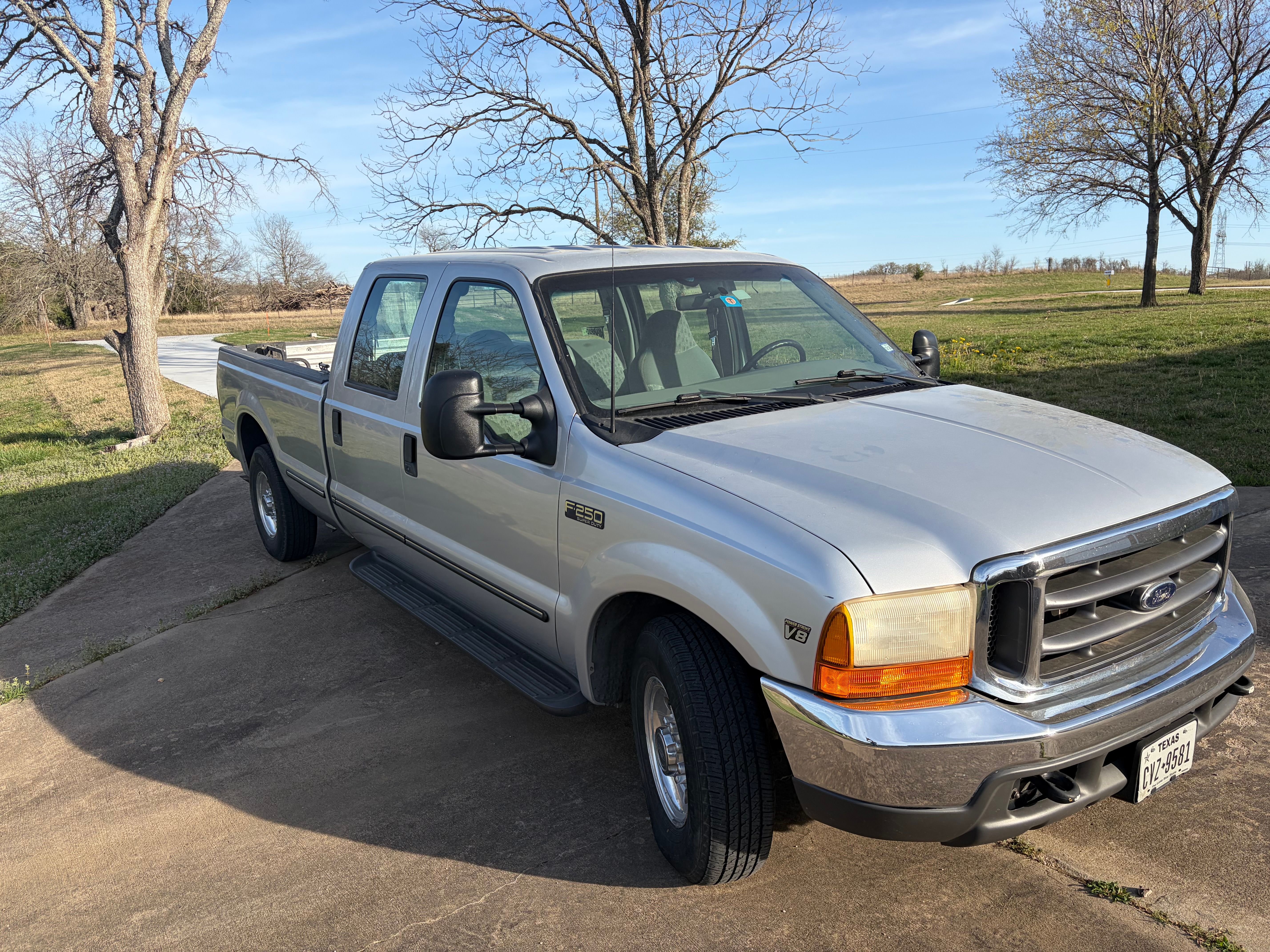 Used 1999 Ford F250 2WD Crew Cab Super Duty image 4