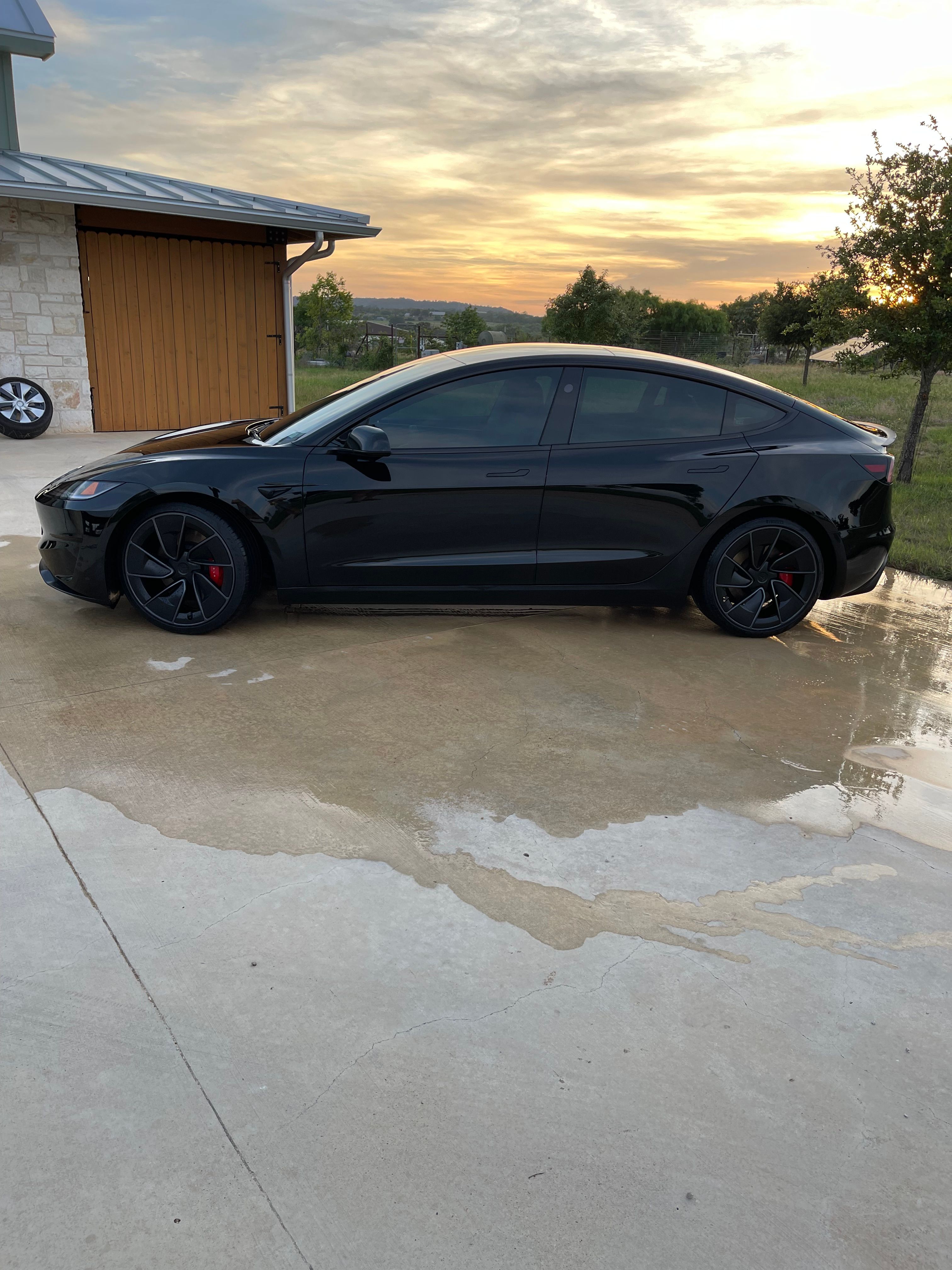 Used 2024 Tesla Model 3 Performance AWD/4WD image 2