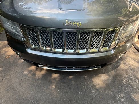 Used 2012 Jeep Grand Cherokee Overland Summit RWD image 5