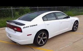 Used 2013 Dodge Charger R/T RWD image 1