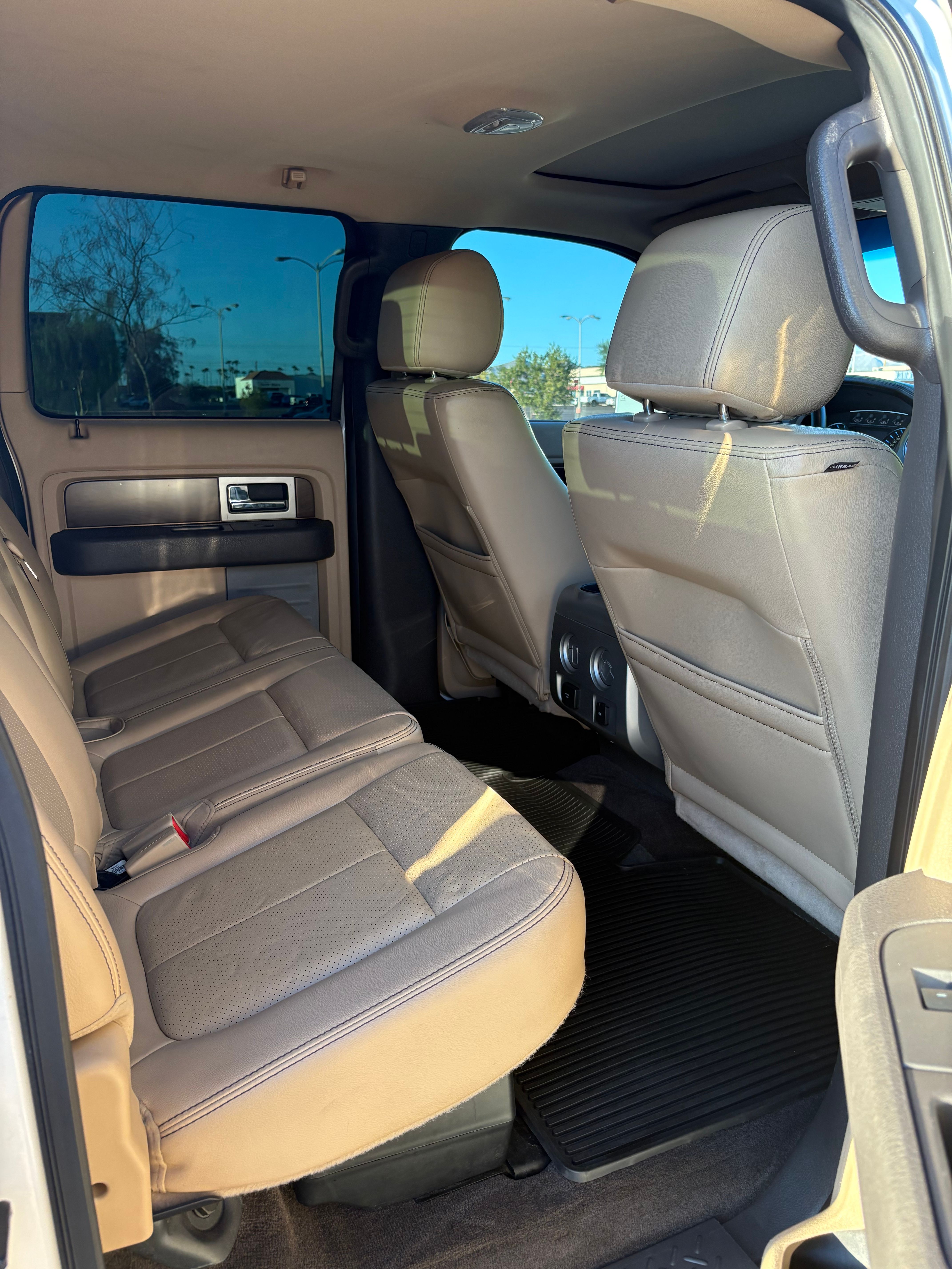 Used 2012 Ford F150 Lariat w/ Lariat Plus Pkg AWD/4WD image 5