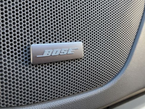 Used 2017 GMC Acadia SLT image 15