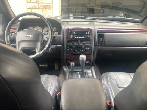 Used 2001 Jeep Grand Cherokee Limited image 9