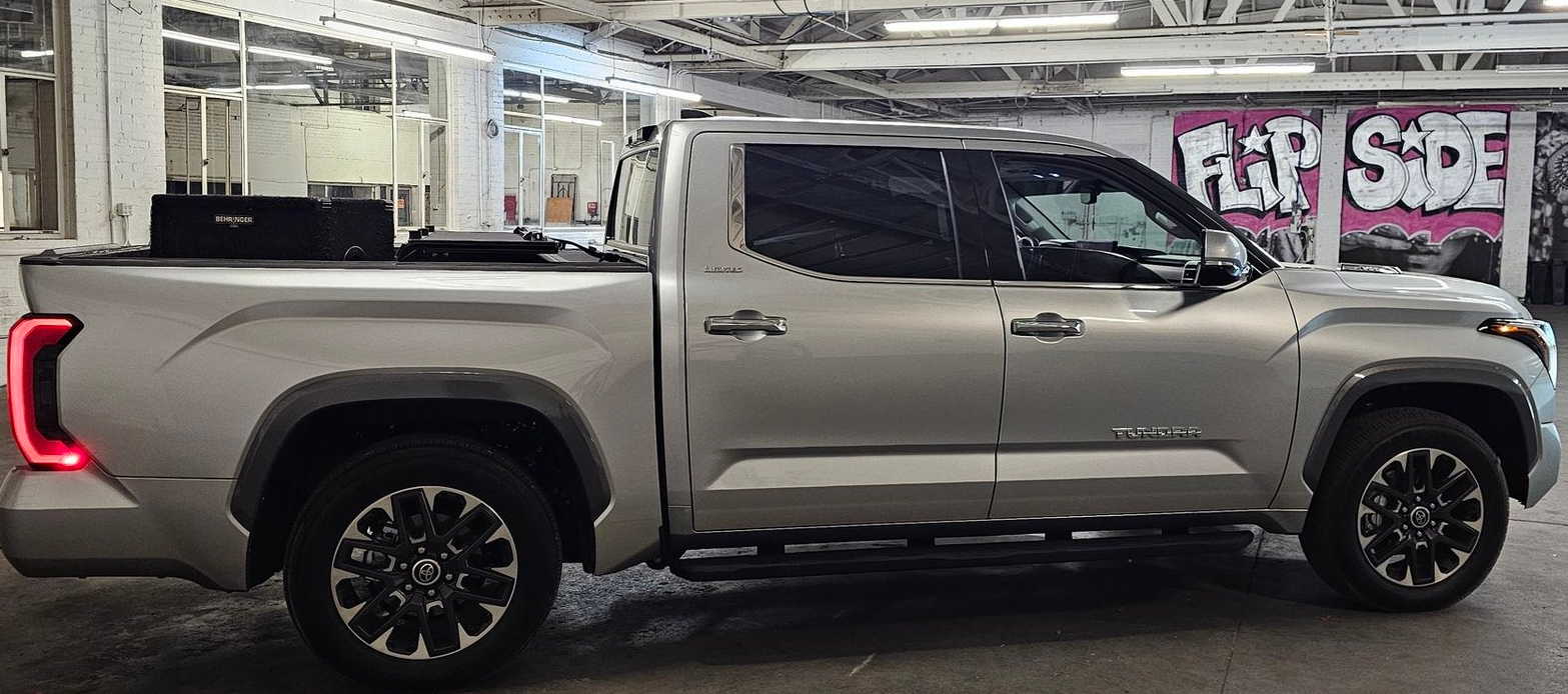 Used 2023 Toyota Tundra Limited w/ Power Package AWD/4WD image 1
