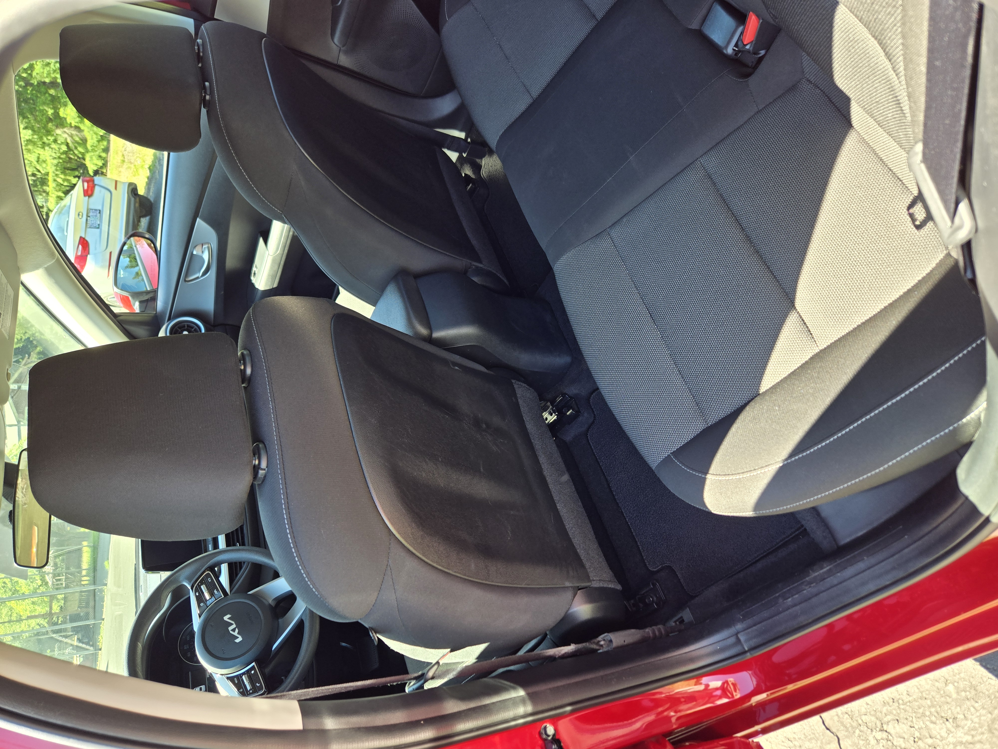 Used 2023 Kia Forte LXS w/ LXS Technology Package FWD image 9