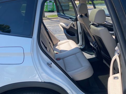 Used 2013 BMW X3 xDrive28i image 11