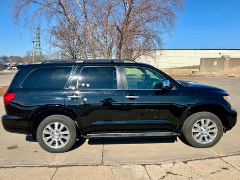 Used 2013 Toyota Sequoia Limited image 6