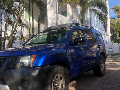 Used 2012 Nissan Xterra X RWD image 2
