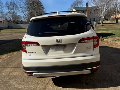Used 2019 Honda Pilot Elite image 2