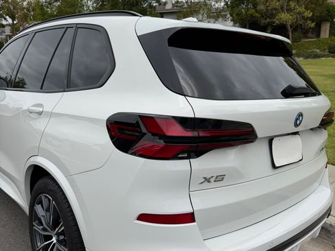 Used 2024 BMW X5 xDrive50e w/ M Sport Package AWD/4WD image 13