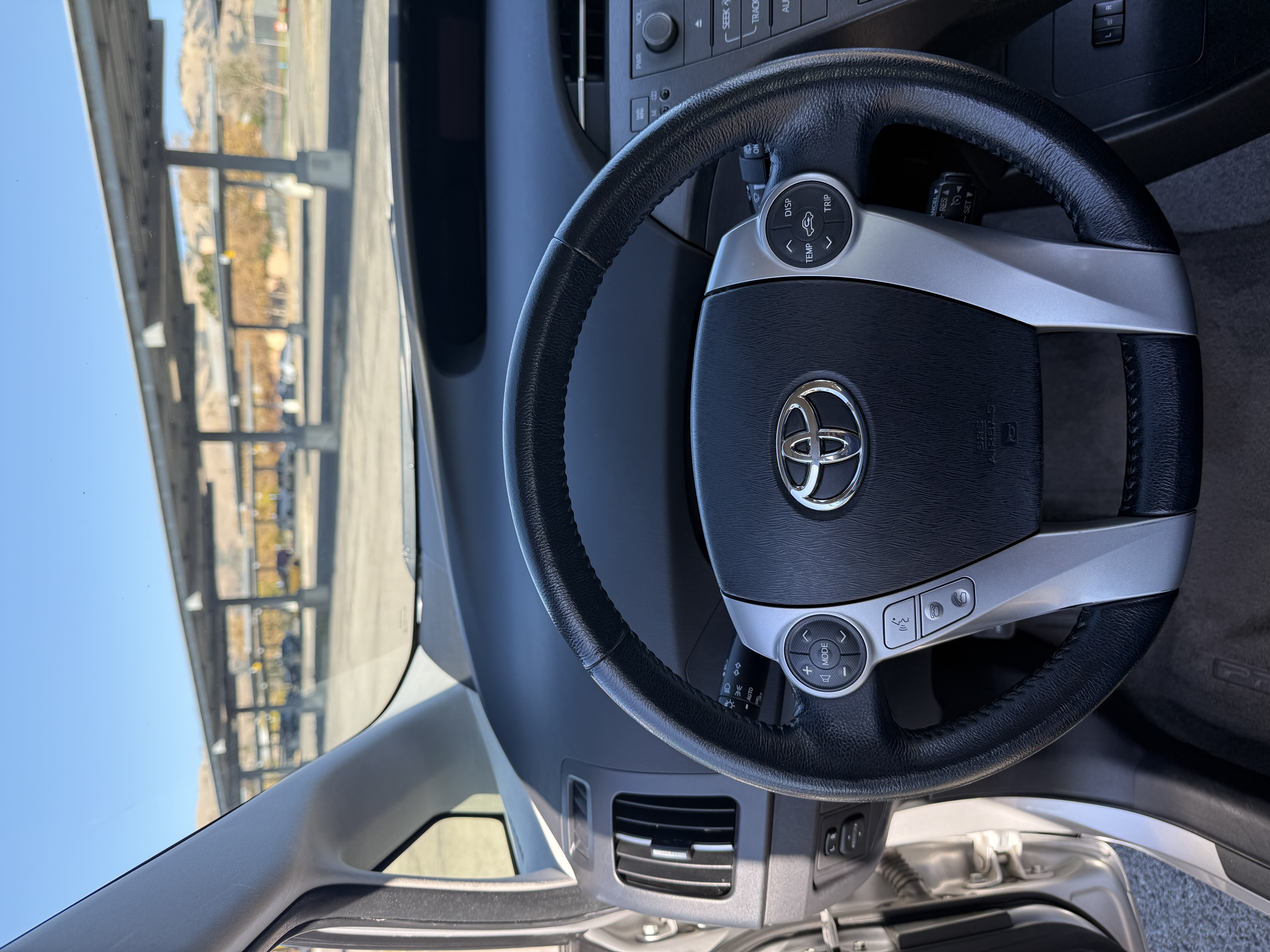 Used 2015 Toyota Prius Four FWD image 14