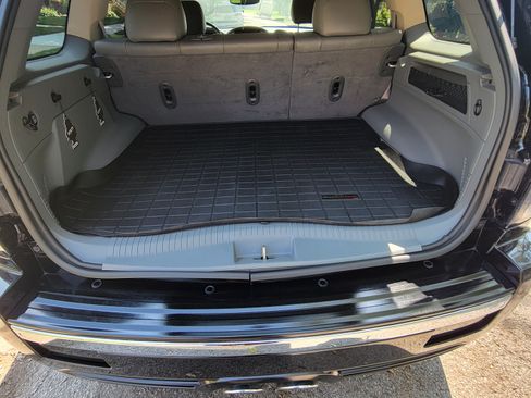 Used 2006 Jeep Grand Cherokee SRT8 w/ SRT Option Group I image 18