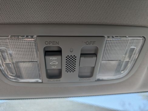 Used 2015 Honda Civic EX-L image 23