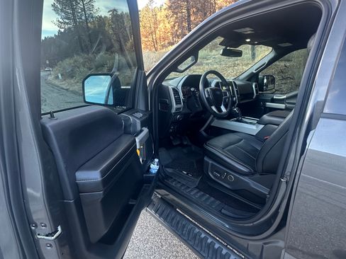Used 2018 Ford F150 Lariat w/ Equipment Group 502A Luxury image 19